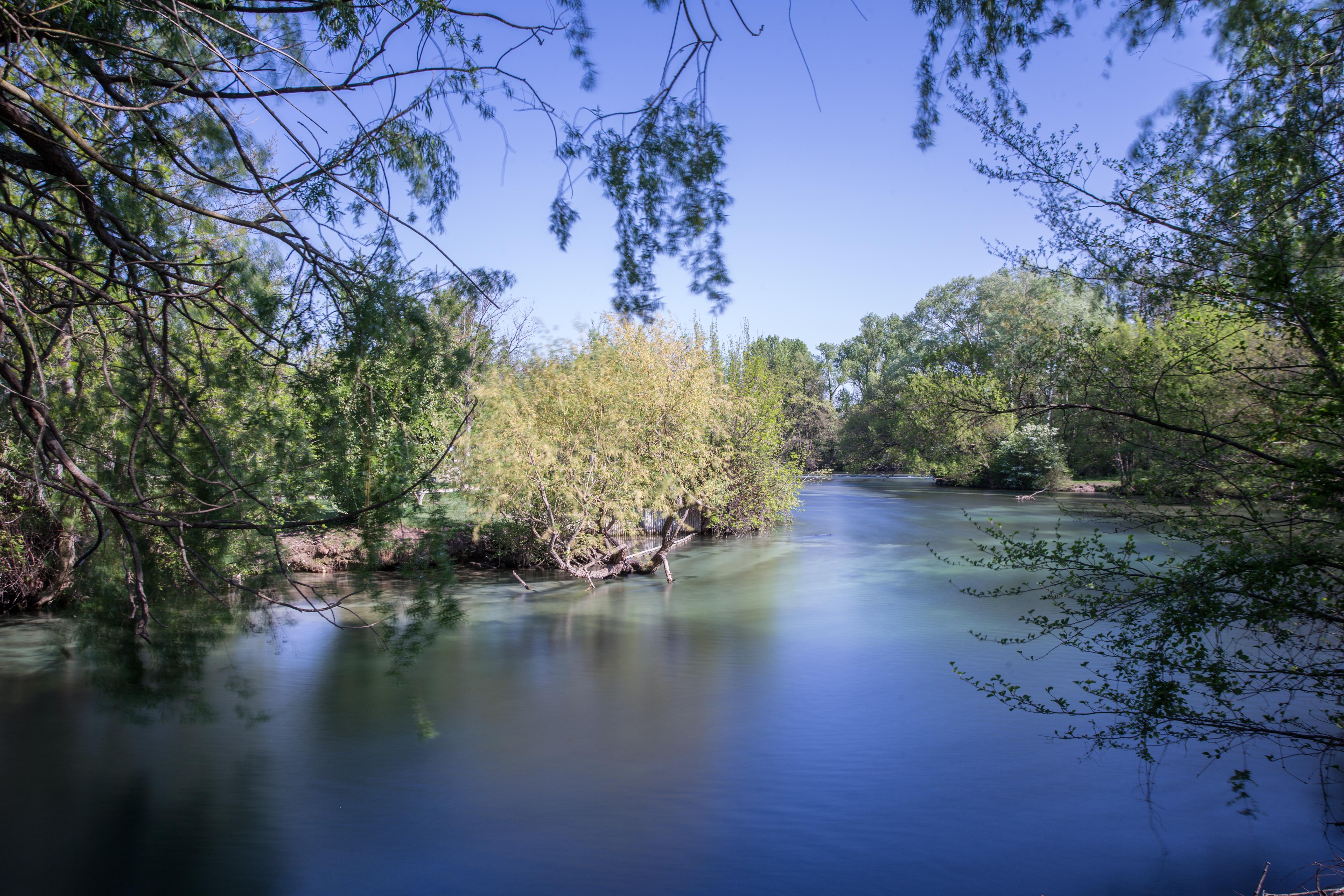 دومين جي لا بيتيت آيل – لوبيرون LʼIsle-sur-la-Sorgue المظهر الخارجي الصورة